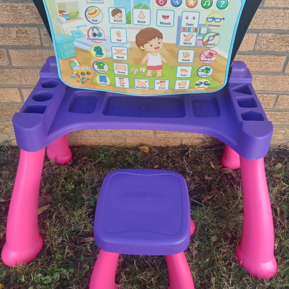 V tech table/chair pink/purple